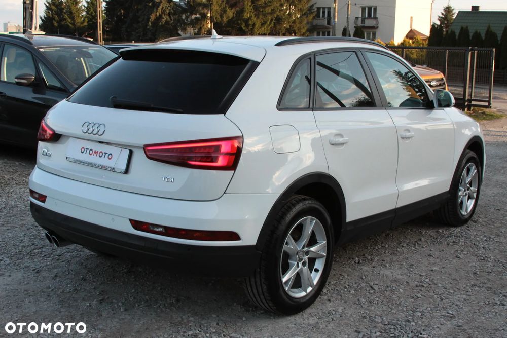 Audi Q3 2.0 TDI Design - 14