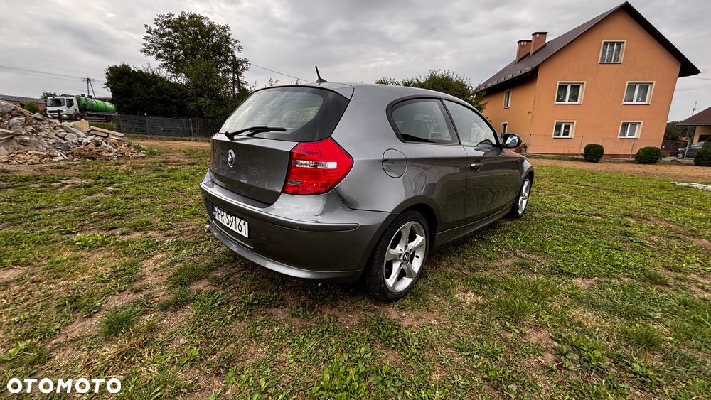 BMW Seria 1 116d - 10