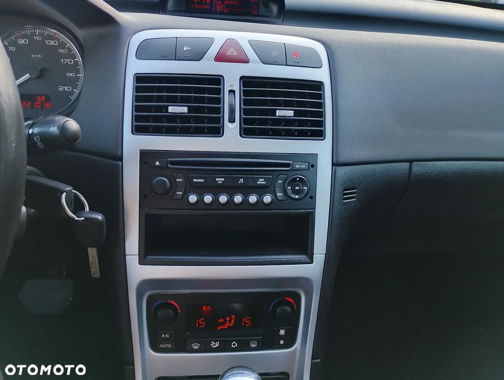 Peugeot 307 SW 110 Automatik Premium - 4