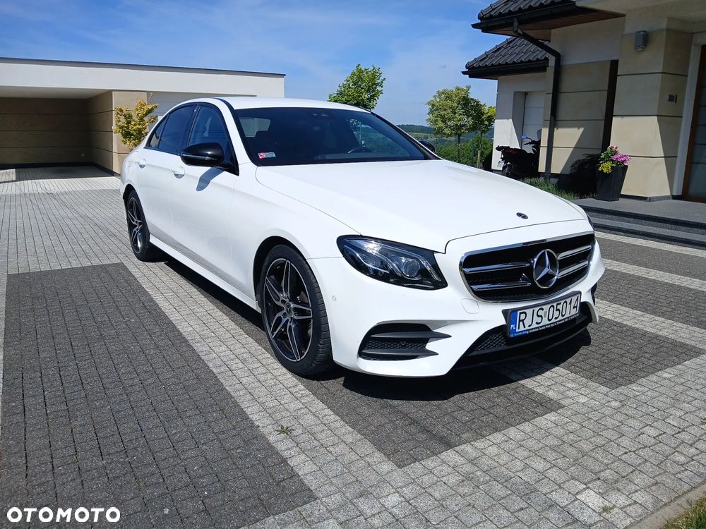 Mercedes-Benz Klasa E 220 d 4-Matic 9G-TRONIC - 1
