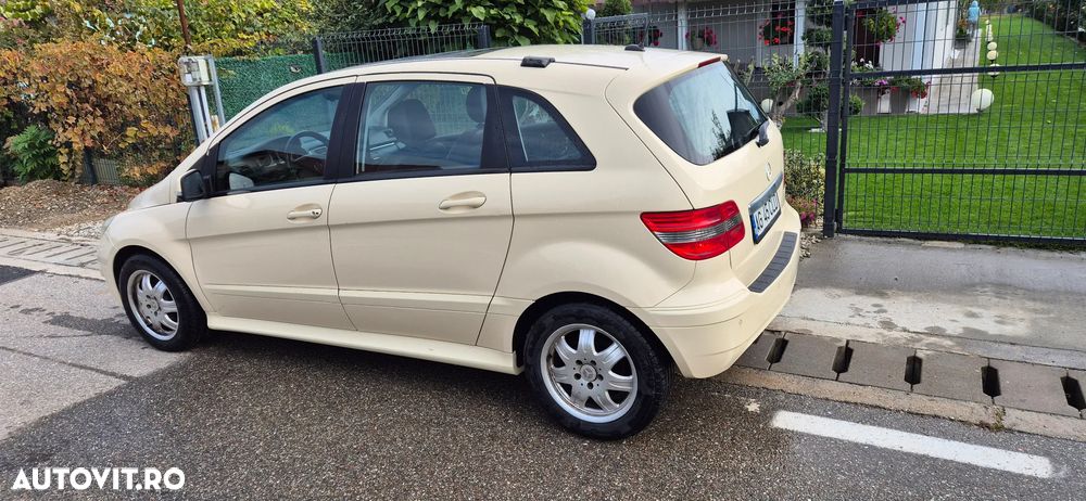 Mercedes-Benz B 180 - 3