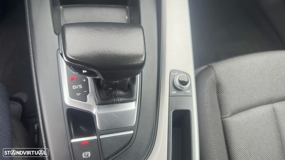 Audi A4 Avant 35 TDI Advanced S tronic - 23