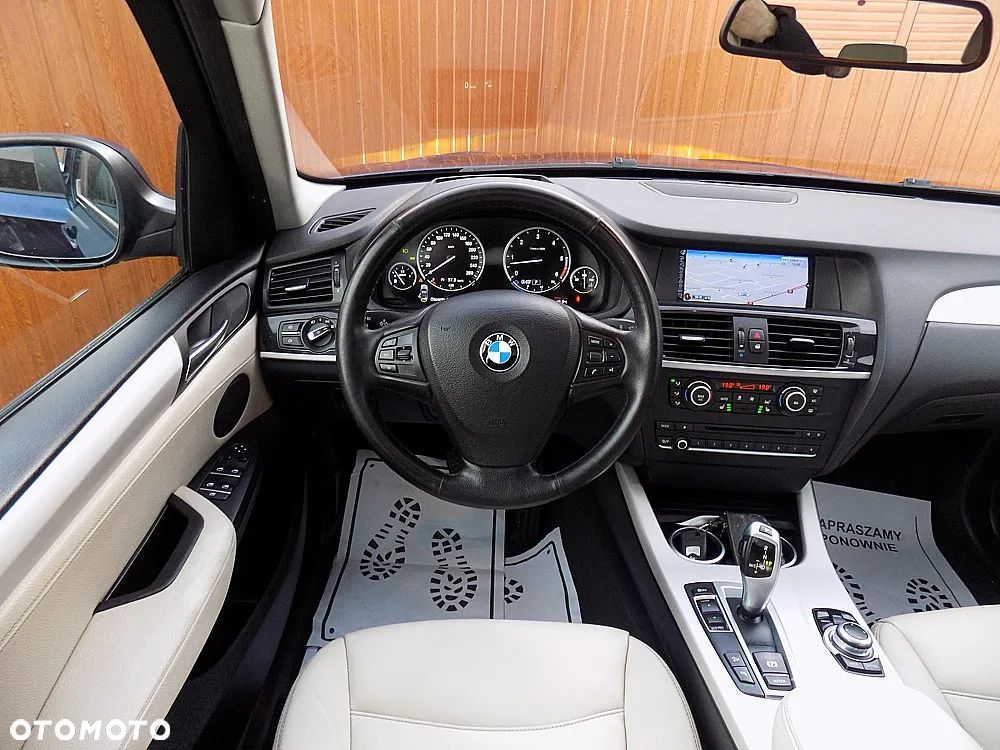 BMW X3 xDrive30d Advantage - 16