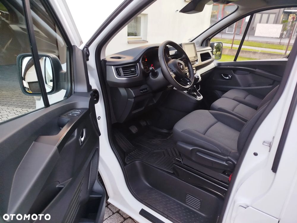 Renault Trafic - 9