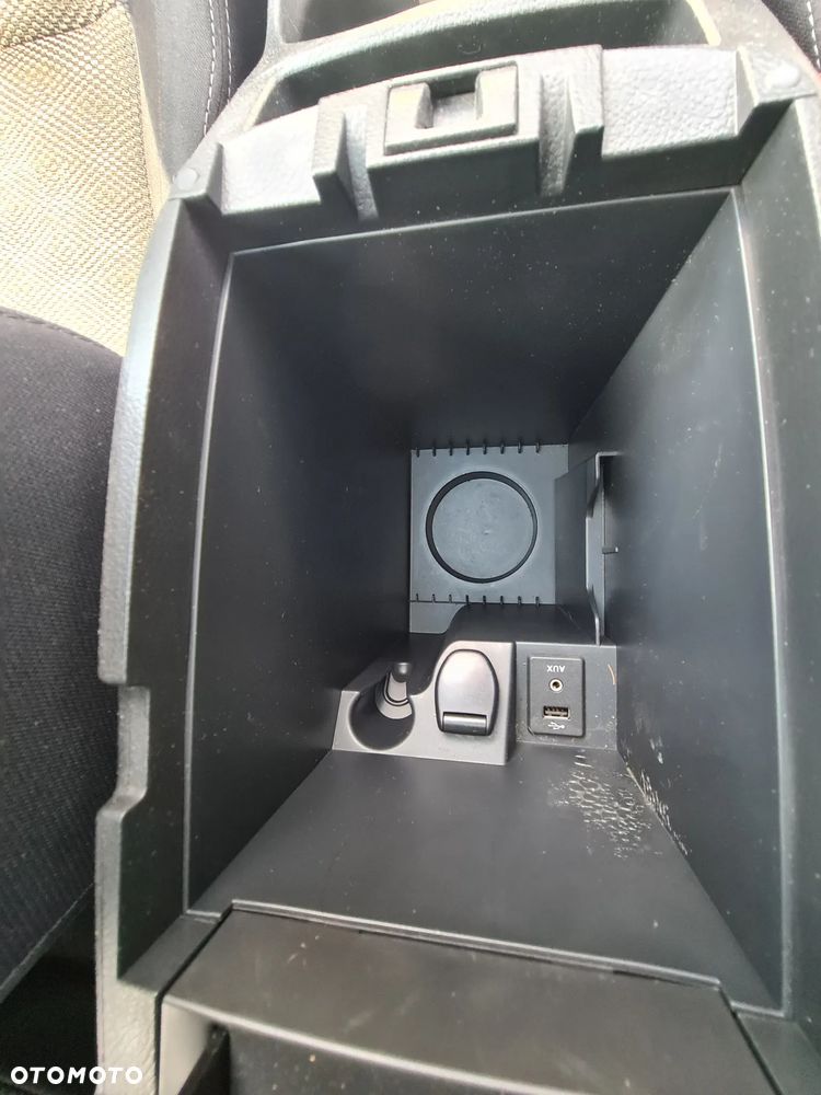 Nissan Qashqai 1.2 DIG-T Xtronic N-Connecta - 36