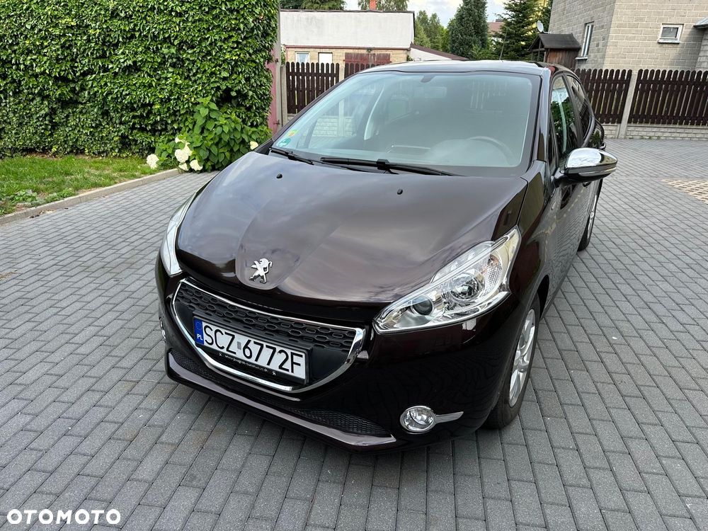 Peugeot 208 1.2 PureTech Style - 1
