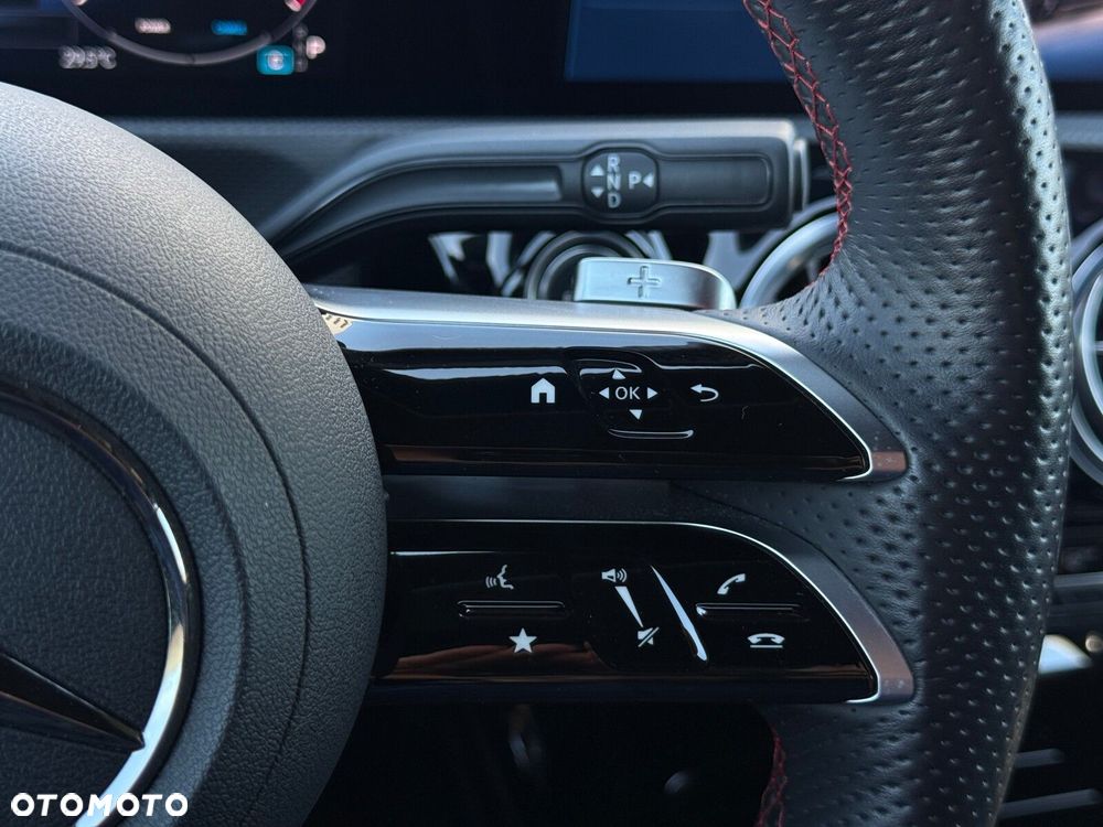 Mercedes-Benz CLA 180 AMG Line 7G-DCT - 18