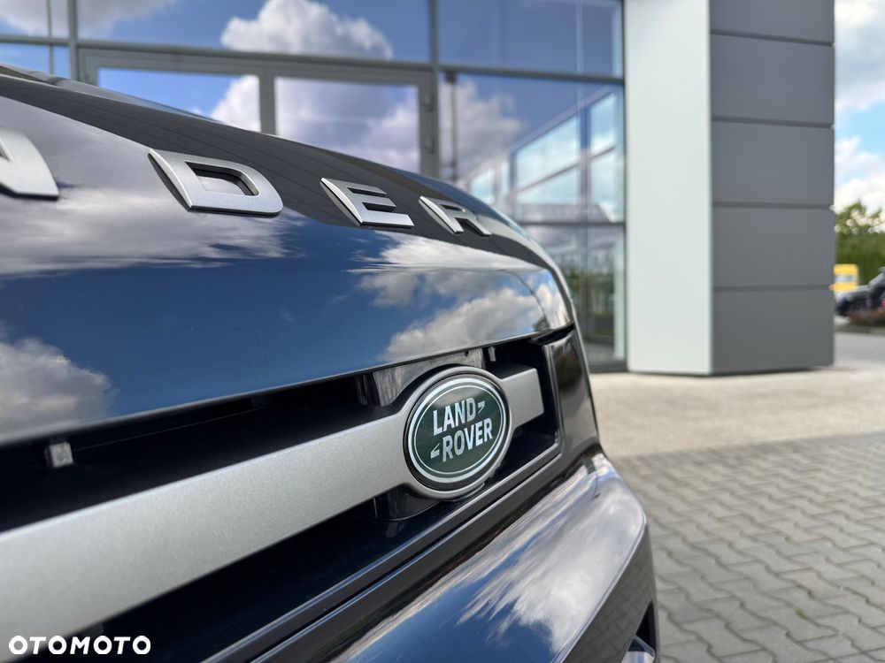 Land Rover Defender 110 D200 X-Dynamic SE - 18