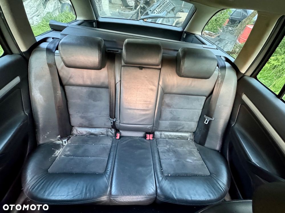 Skoda Octavia Scout kombi 2.0 TDI BMM 4x4 2008 - 6