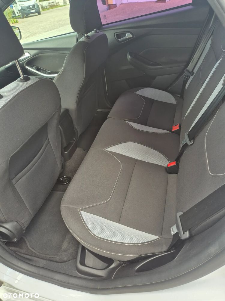 Ford Focus 2.0 EcoBoost ST - 19