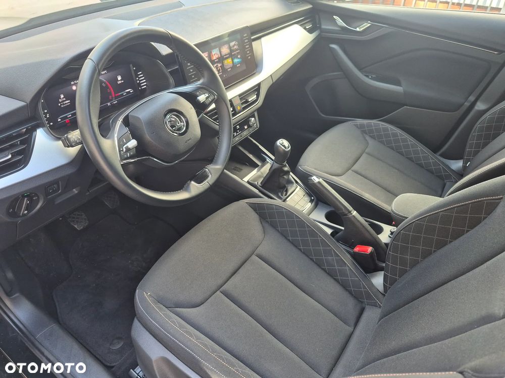 Skoda Kamiq 1.0 TSI Style - 28
