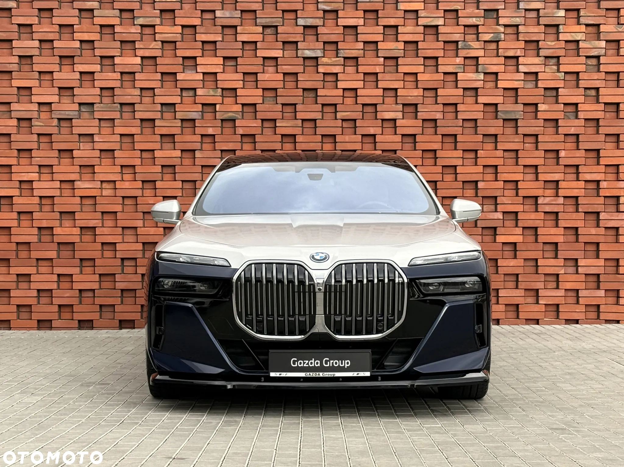 BMW Seria 7 750e PHEV xDrive M Sport sport - 2