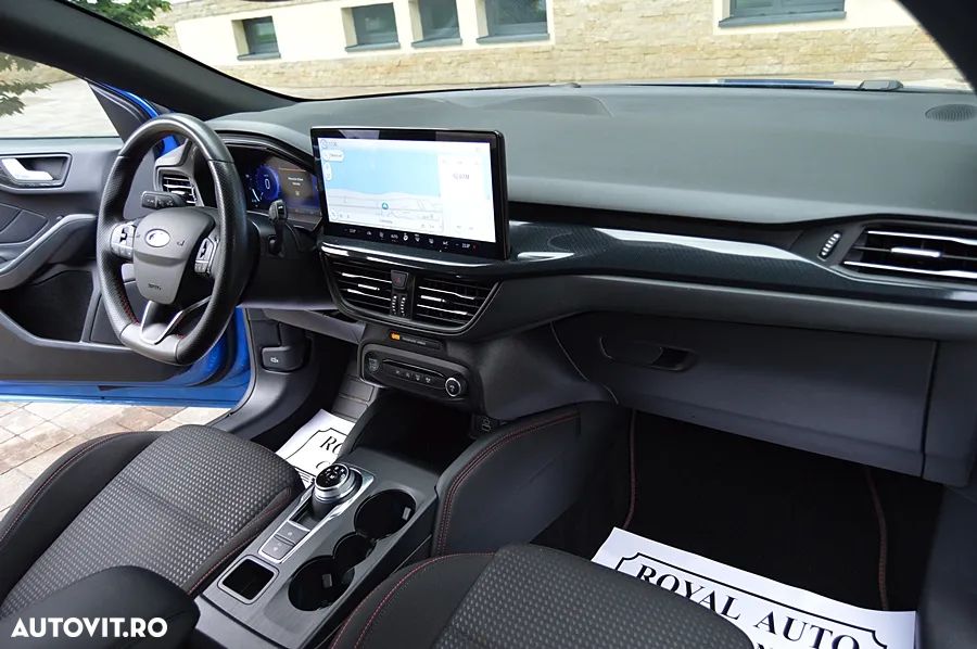 Ford Focus - 24
