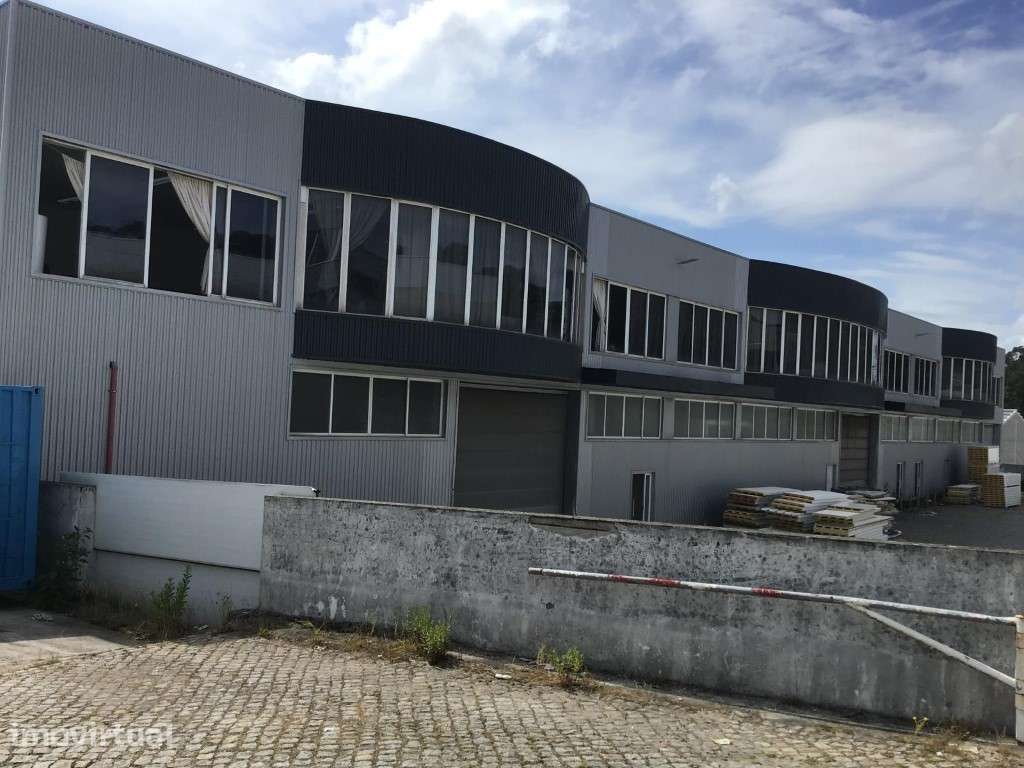 Armazém Industrial na Trofa | 3.214 m² | Acesso TIR e Escritórios - Grande imagem: 5/5
