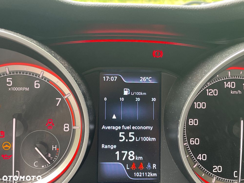 Suzuki Swift 1.2 Dualjet SHVS Premium Plus - 9