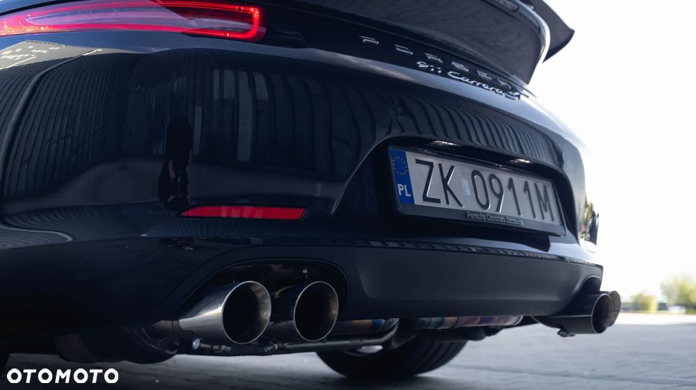 Porsche 911 Carrera S PDK - 17