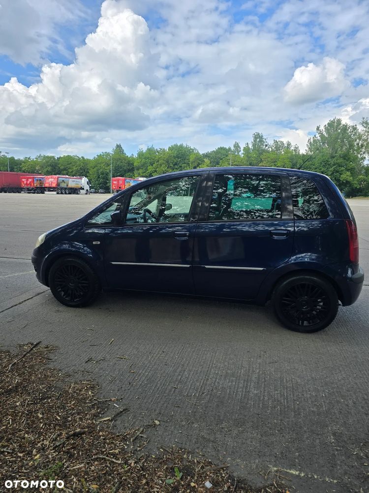 Lancia Musa 1.9 MTJ Platino - 9