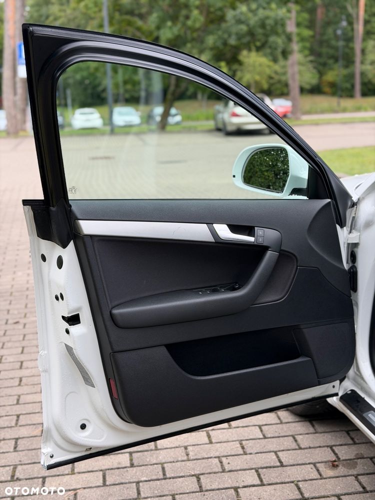 Audi A3 Sportback 2.0 TDI DPF quattro Attraction - 24