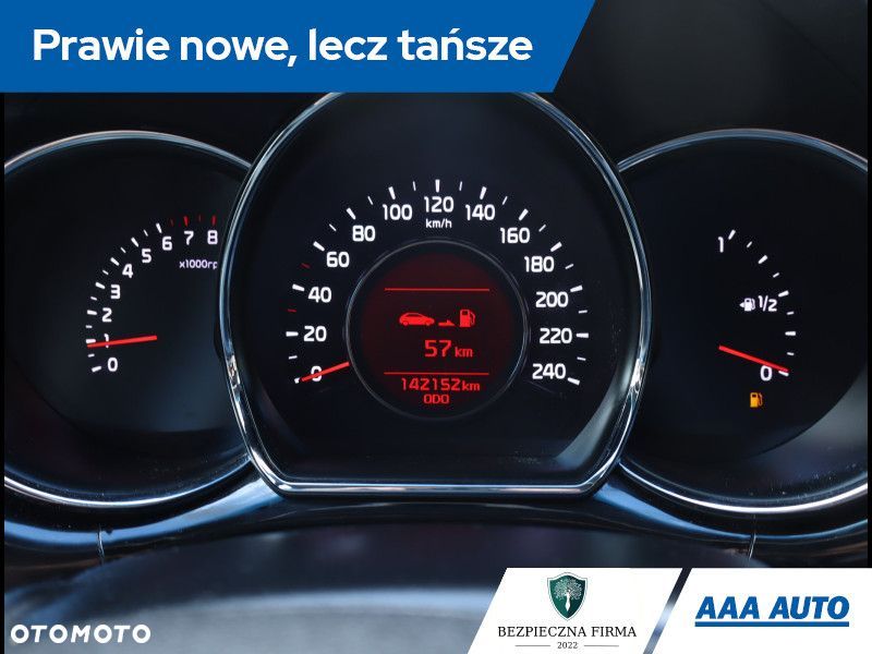Kia Ceed - 12