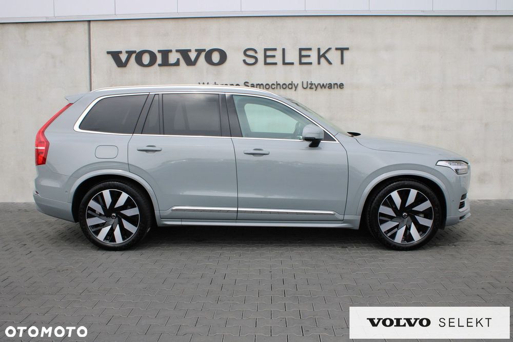 Volvo XC 90 - 9