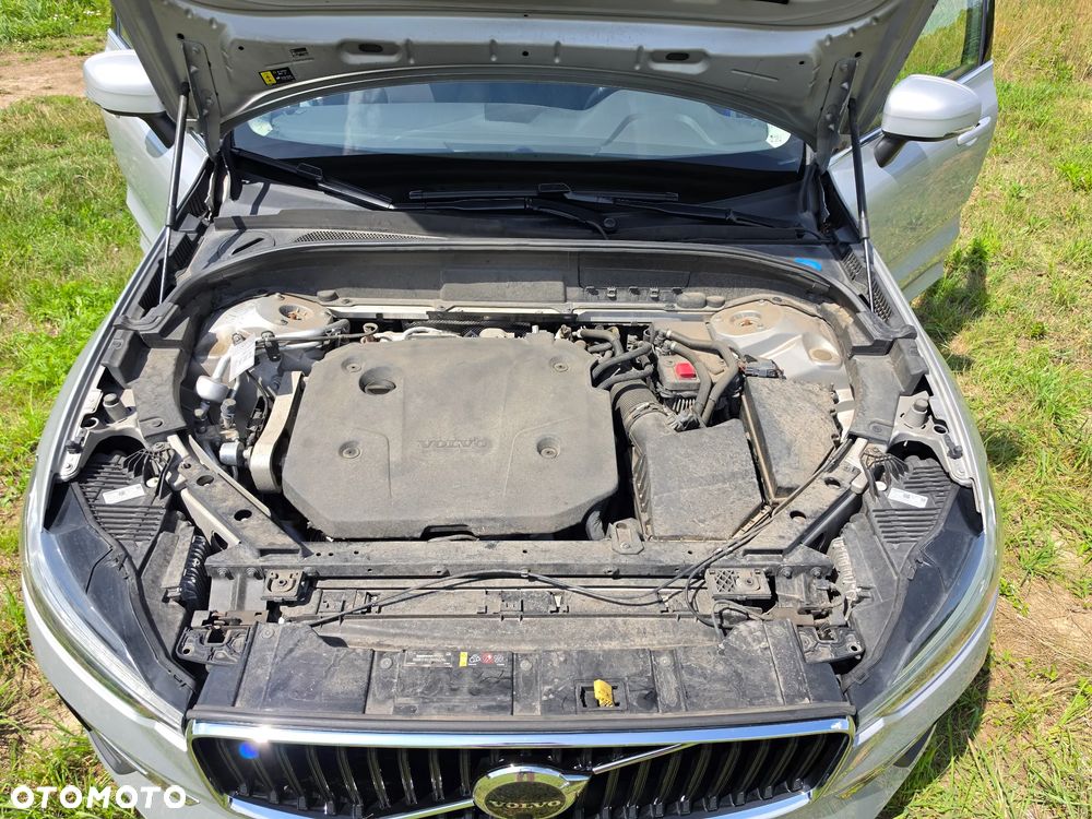 Volvo XC 60 B5 D AWD Momentum Pro - 16
