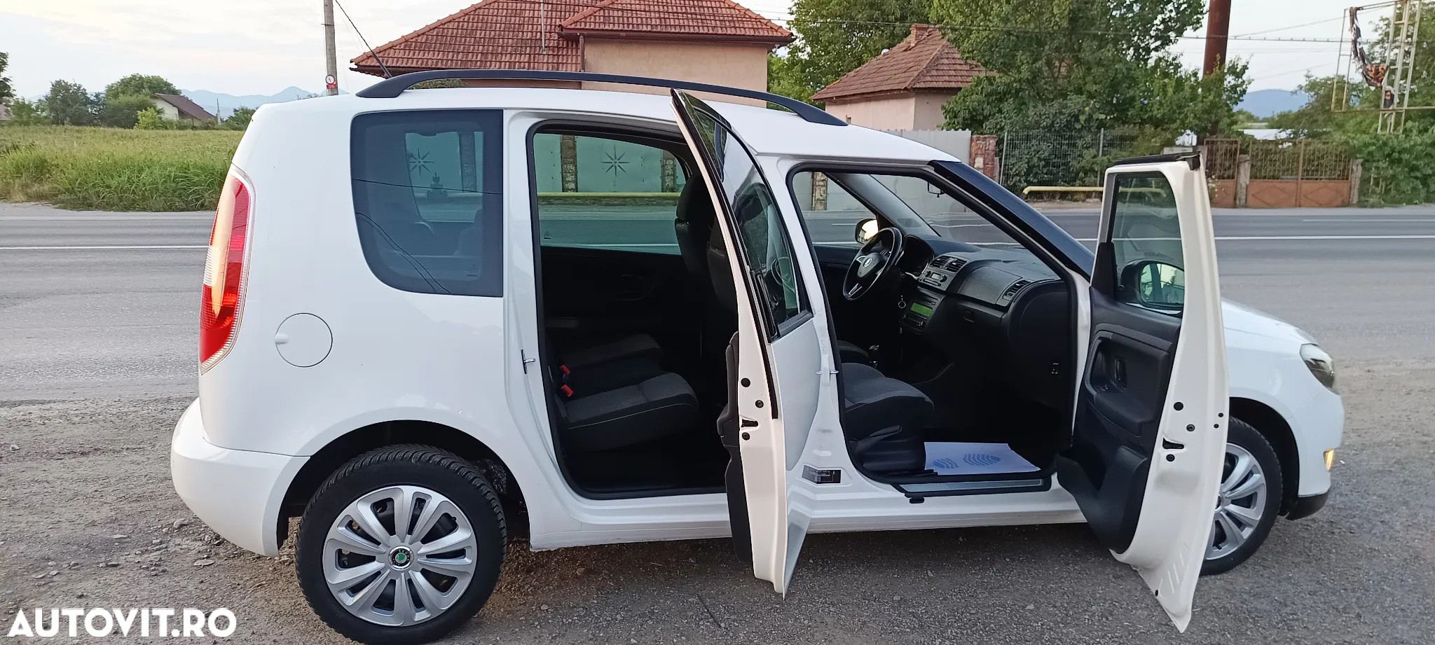 Skoda Roomster 1.2 TSI Noire - 12