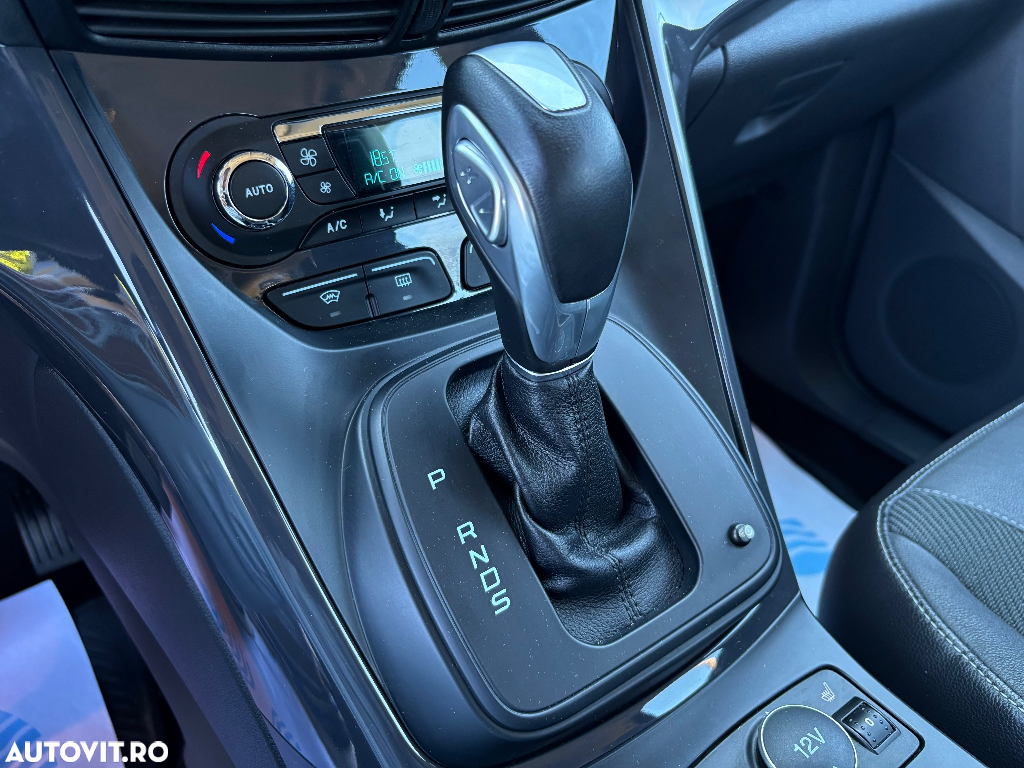 Ford Kuga 2.0 TDCi 4WD Powershift Individual - 13