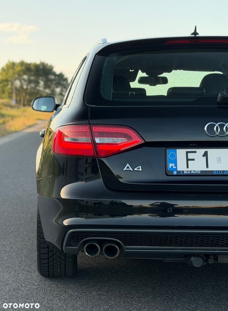 Audi A4 Avant 2.0 TDI DPF clean diesel multitronic S line Sportpaket - 11
