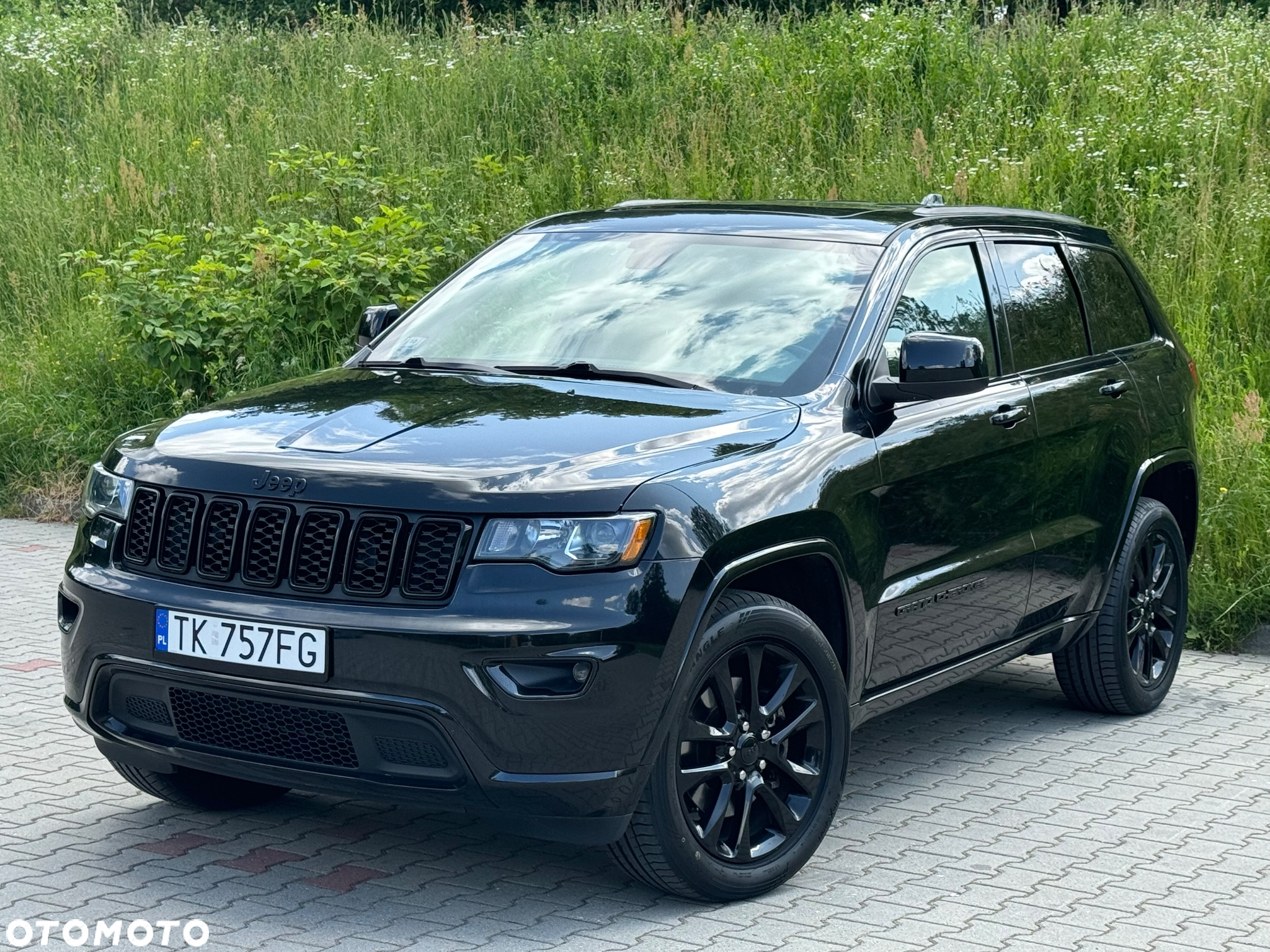 Jeep Grand Cherokee - 29