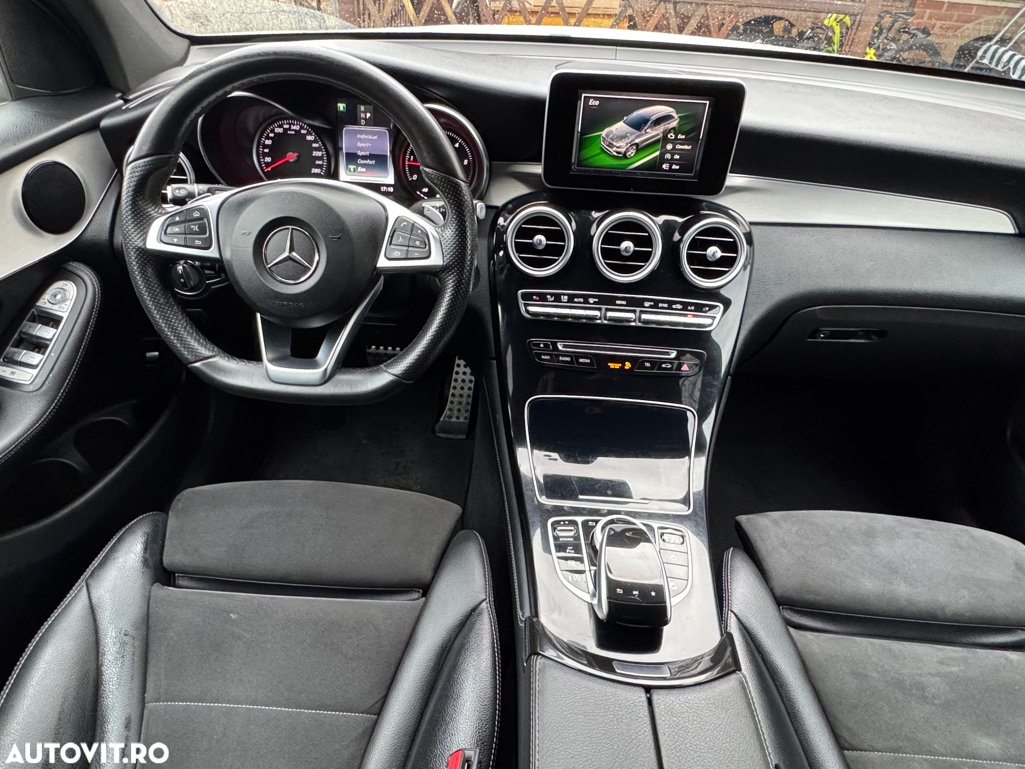 Mercedes-Benz GLC 250 d 4Matic 9G-TRONIC AMG Line - 7