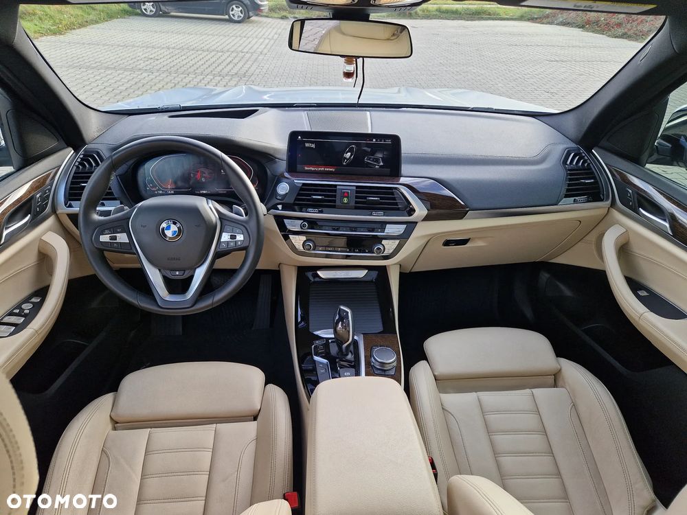 BMW X3 xDrive30i Luxury Line - 22