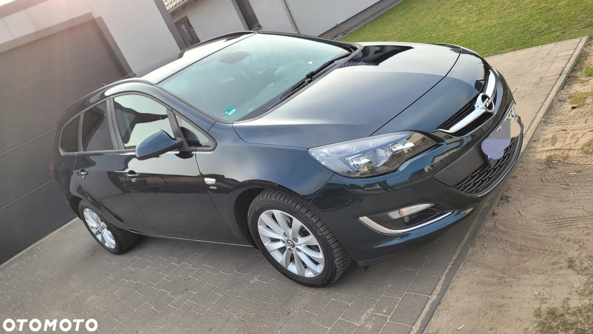 Opel Astra 2.0 CDTI DPF ecoFLEX SportsTourer Start/Stop - 10