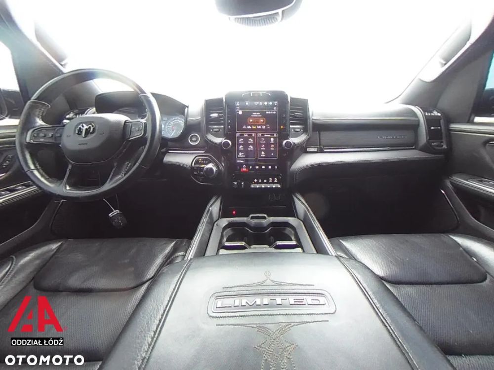 RAM 1500 - 12