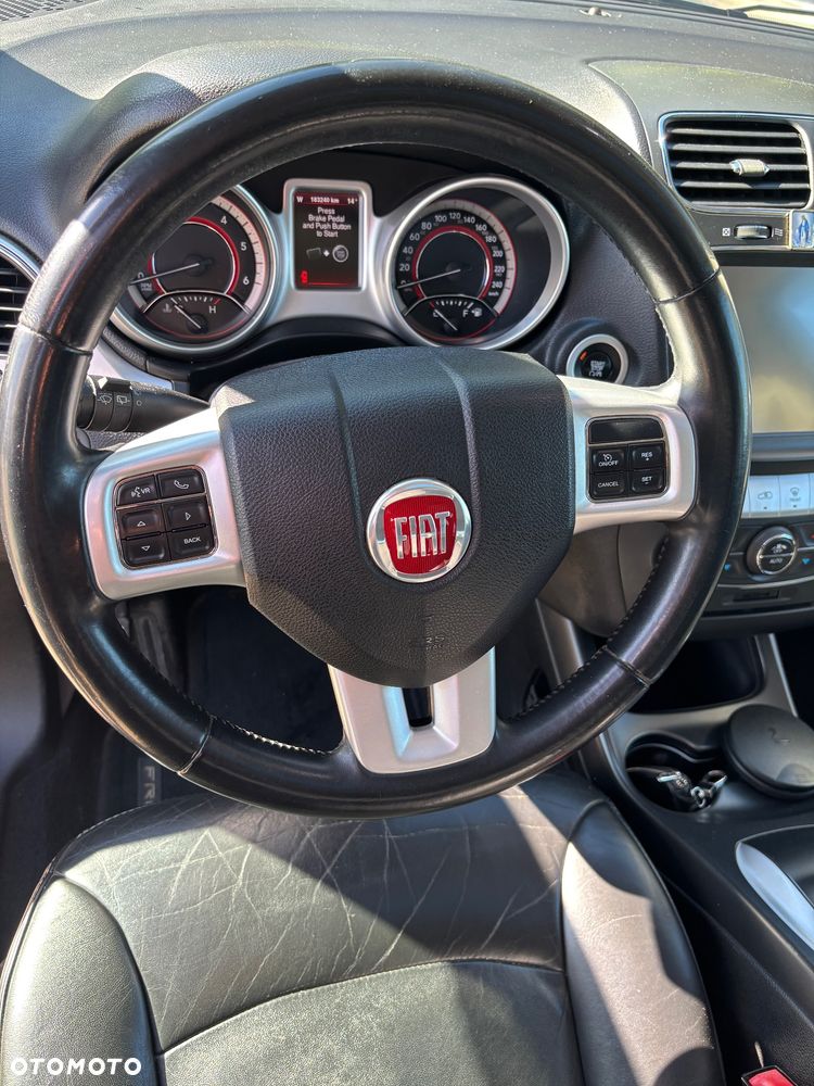 Fiat Freemont 2.0 Multijet Lounge AWD - 28
