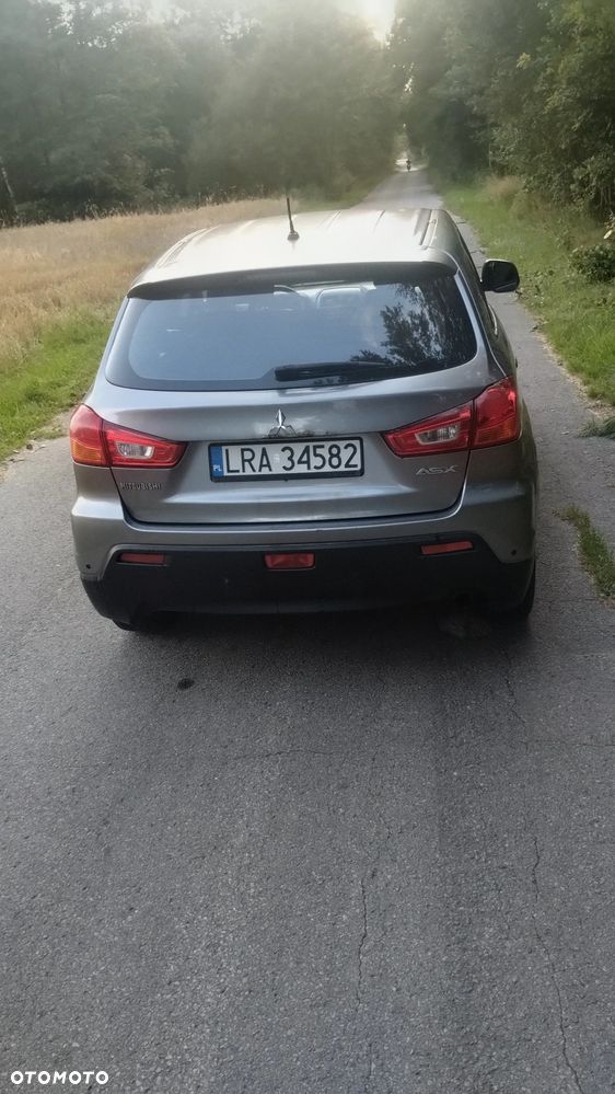 Mitsubishi ASX - 15