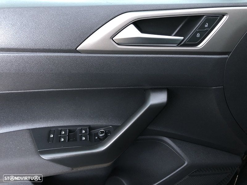 VW Polo 1.0 Confortline - 9