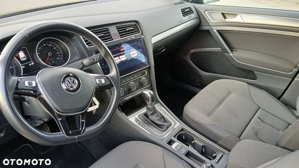 Volkswagen Golf e-Golf - 14