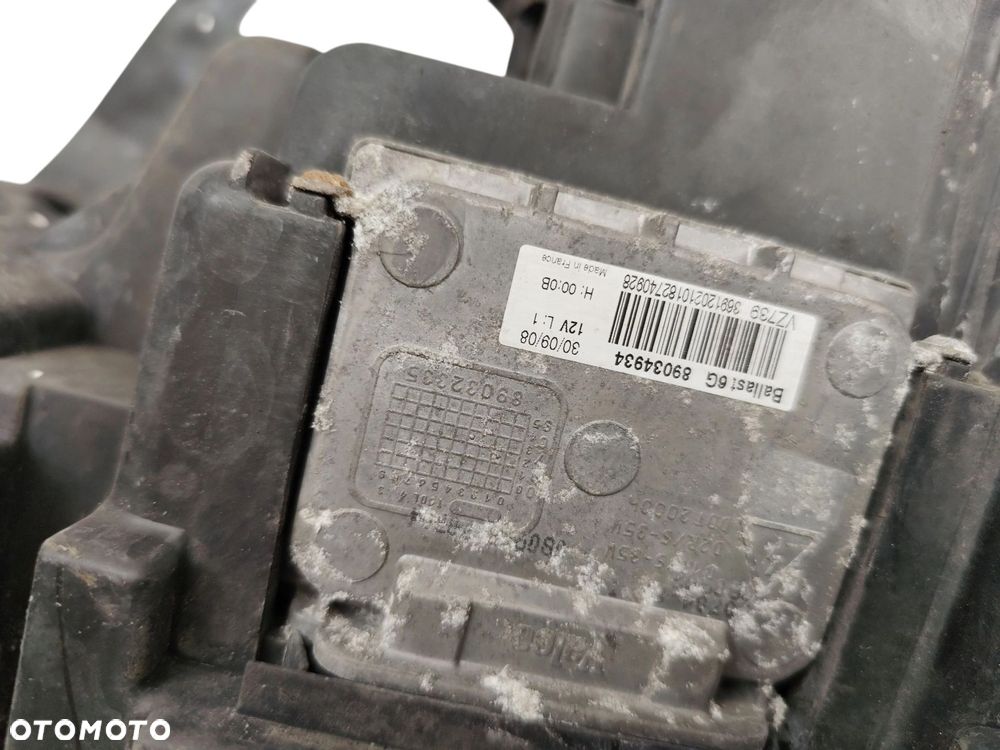 LAMPA PRAWY PRZÓD CITROEN C5 III (2008-2010) 2.0 HDI 136KM 9684845080 89034934 - 3