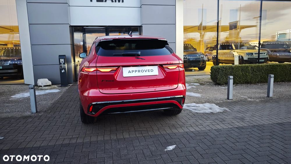 Jaguar F-Pace - 14