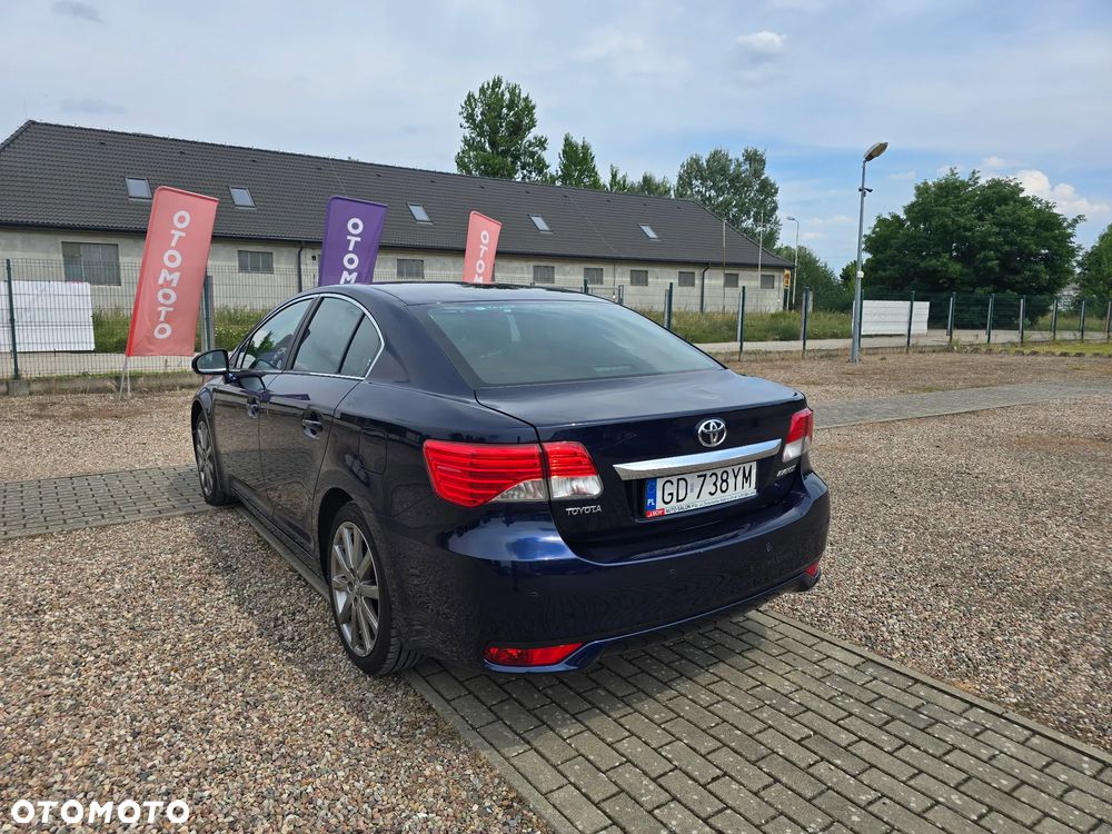 Toyota Avensis 2.0 Prestige NAVI MS - 8
