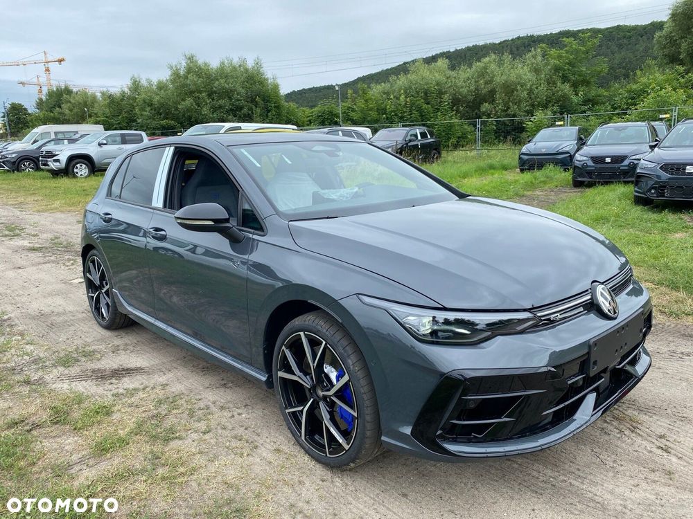 Volkswagen Golf - 5