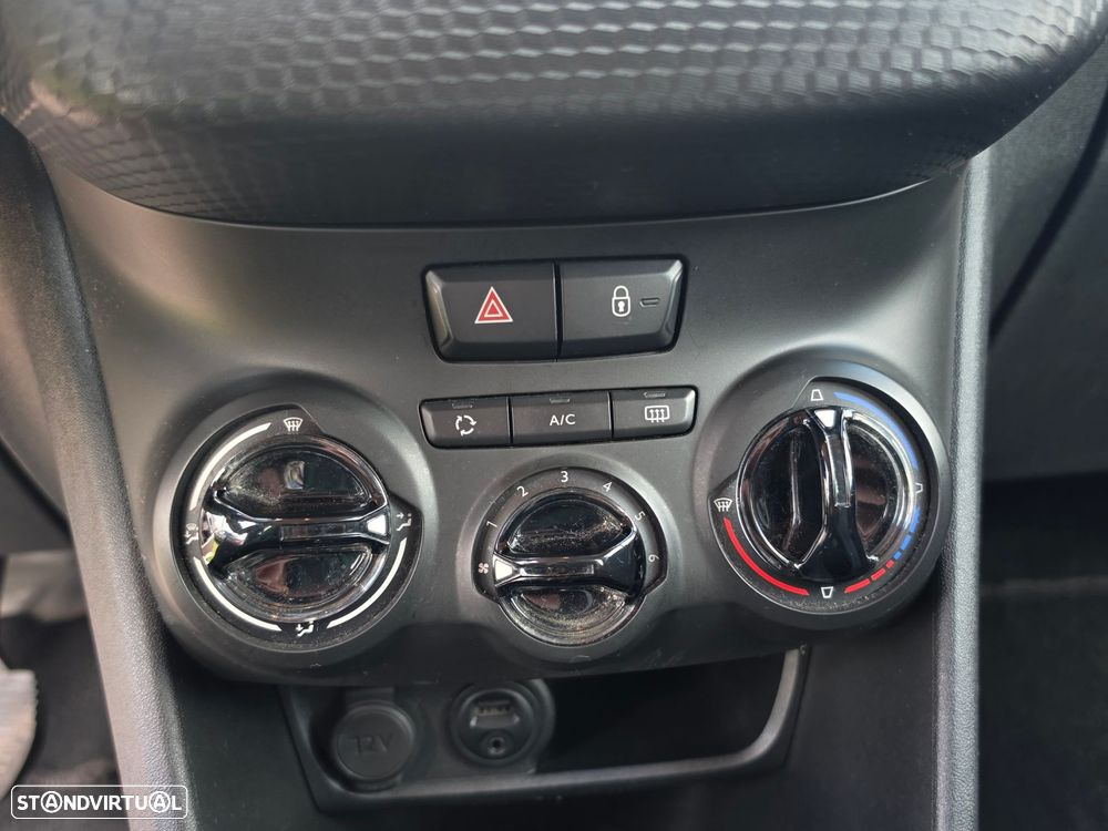 Peugeot 208 1.2 PureTech Style - 18