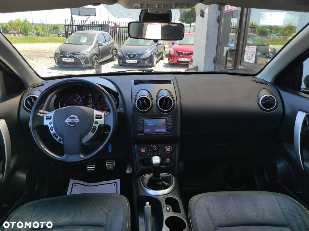 Nissan Qashqai - 12