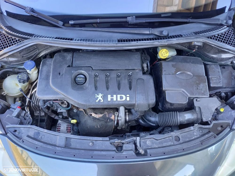 Peugeot 207 - 19