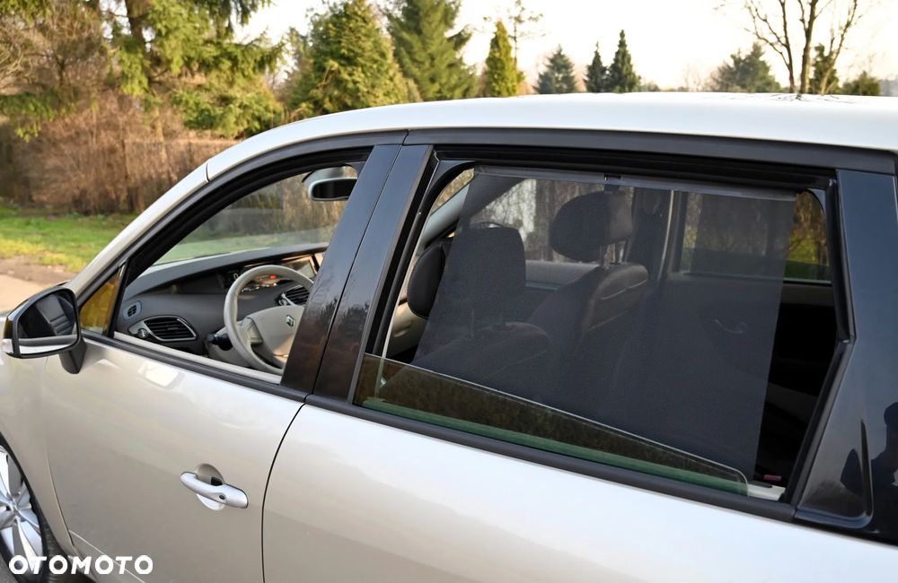 Renault Scenic TCe 130 Bose Edition - 27