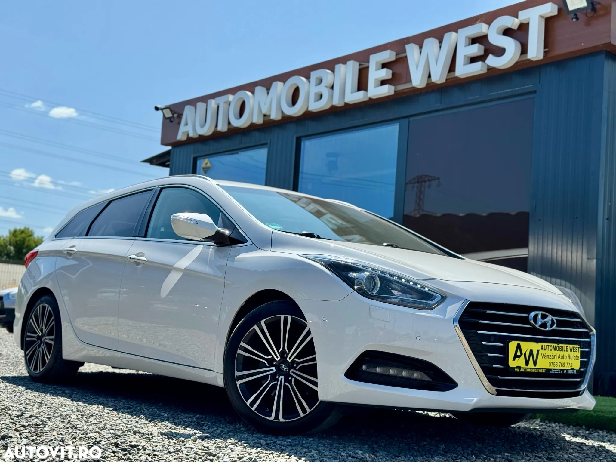 Hyundai i40 Kombi blue 1.7 CRDi DCT Premium - 4