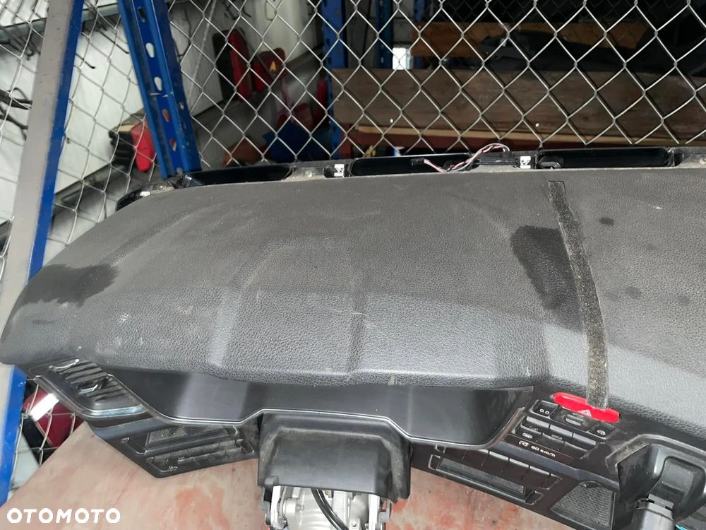 Scania Kokpit / Konsola / Deska rozdzielcza - 5