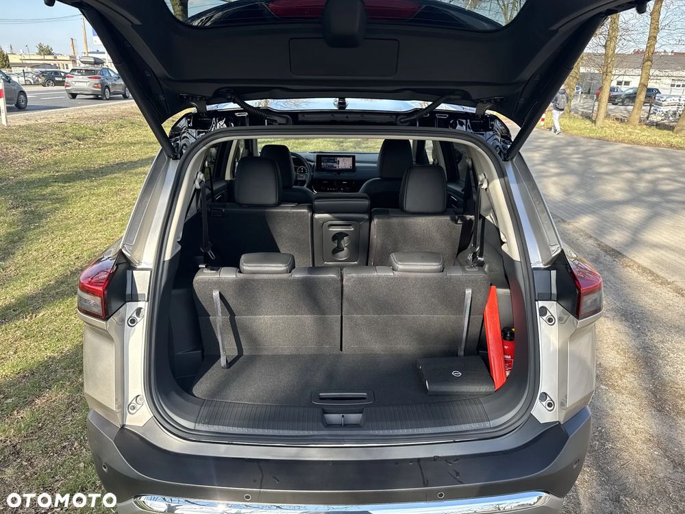 Nissan X-Trail 1.5 VC-T e-POWER Tekna e-4ORCE 7os - 24