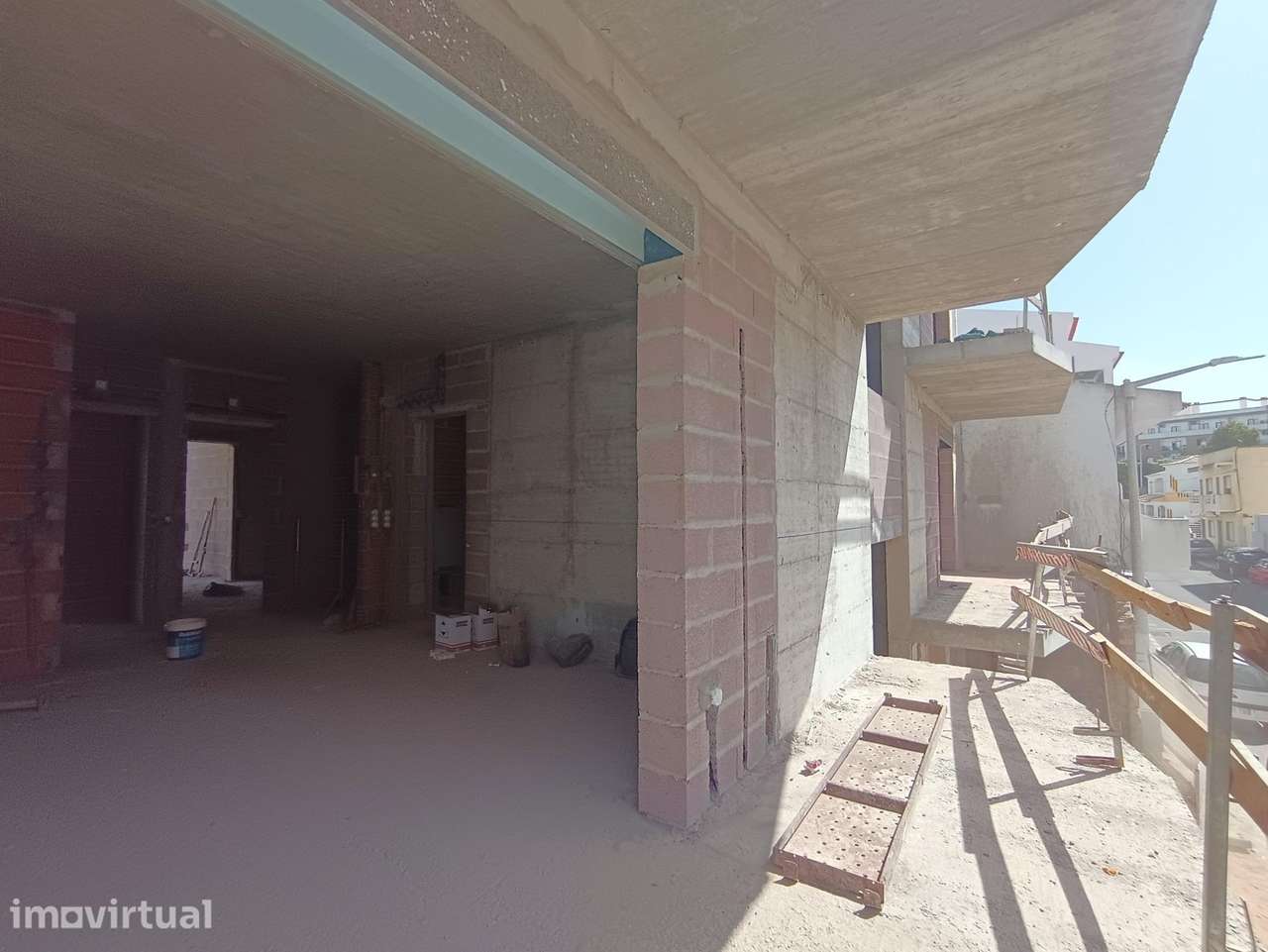 Apartamento T2 em Quarteira – Viva a poucos minutos do mar - Grande imagem: 4/20