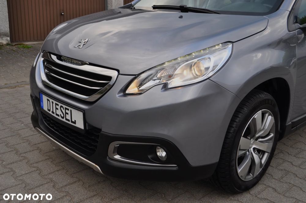 Peugeot 2008 BlueHDi 100 STOP & START Allure - 36